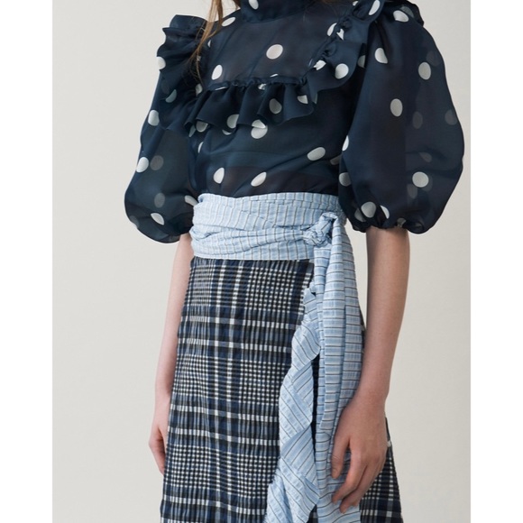 Ganni wrap skirt in size 36. - Picture 4 of 7